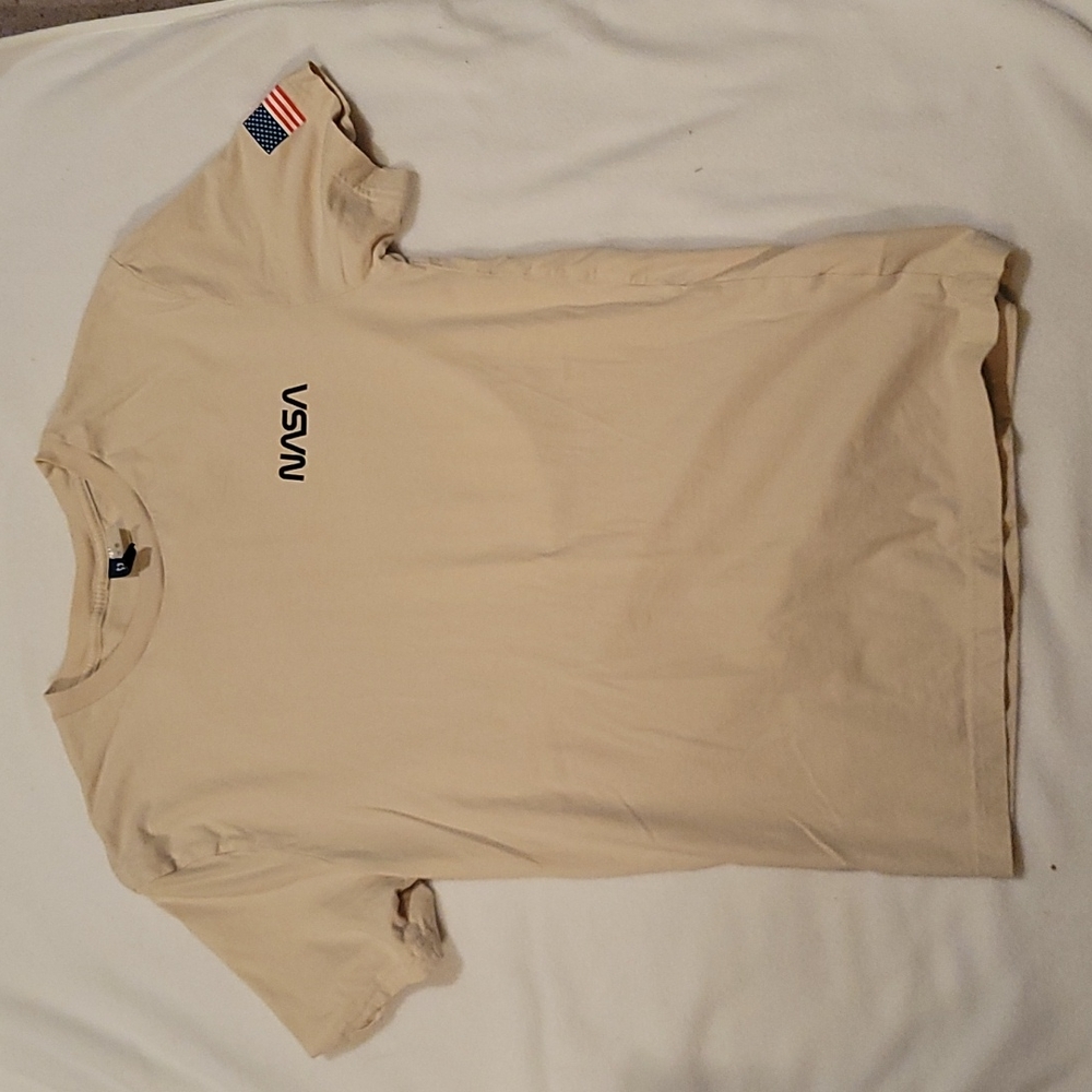 Tee Shirt